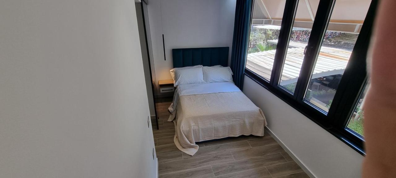 Deluxe Apartment Bllok Tirana Zewnętrze zdjęcie