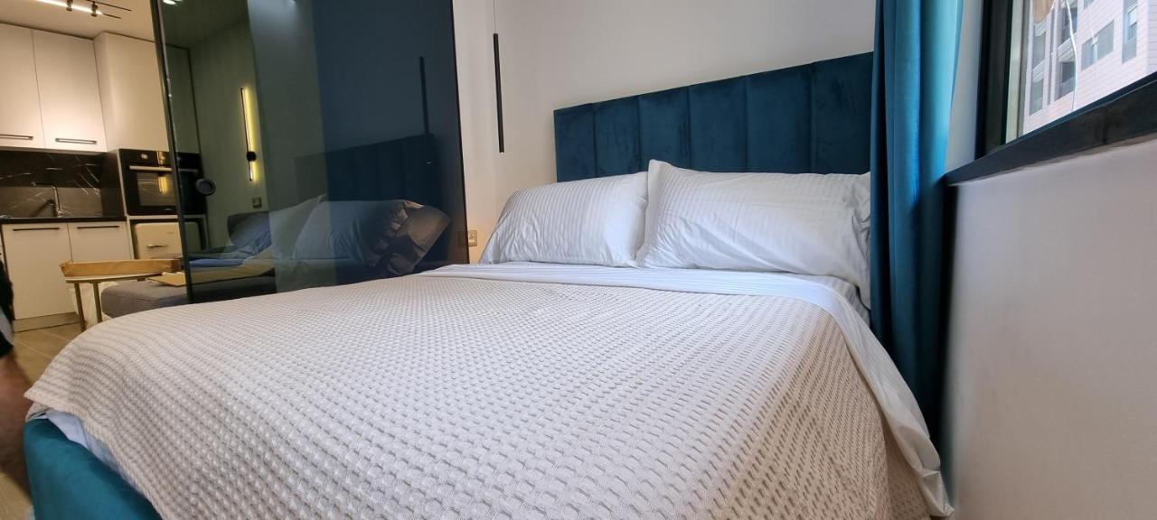 Deluxe Apartment Bllok Tirana Zewnętrze zdjęcie